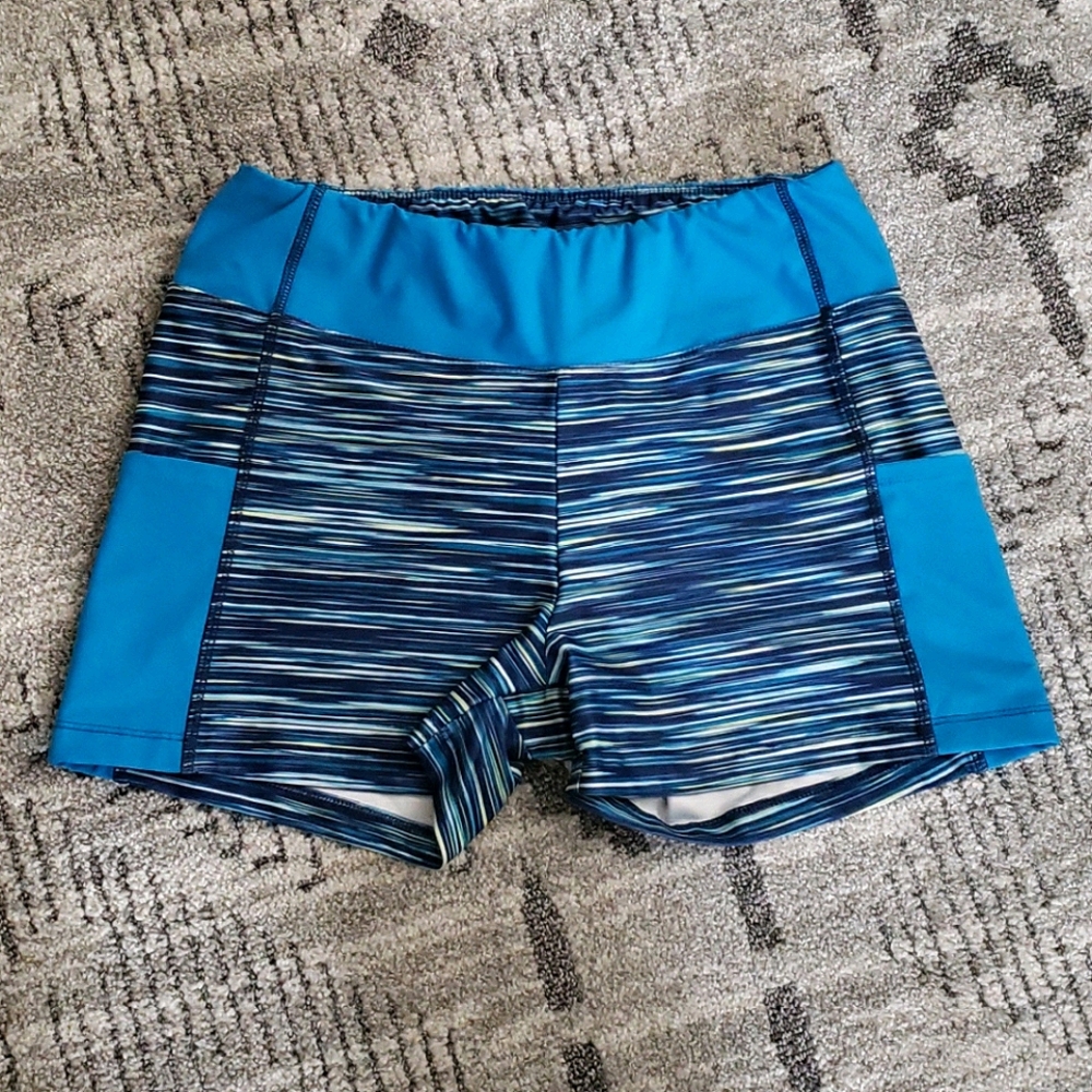 Bally exercise shorts w/ pockets